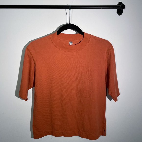 Uniqlo | BURNT SIENNA HIGH NECK TEE - Picture 1 of 1